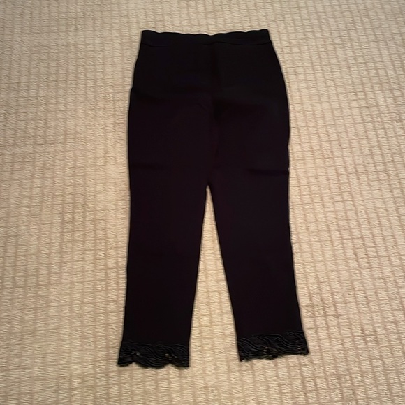 Chicos black cropped pants with lace on cuff - Picture 3 of 4